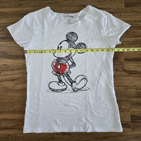 Disney t-shirt size small womens white - Picture 3 of 4